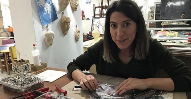 İlk uygulamaları Sümerler tarafından yapıldığı tahmin edilen, bir resim sanatı