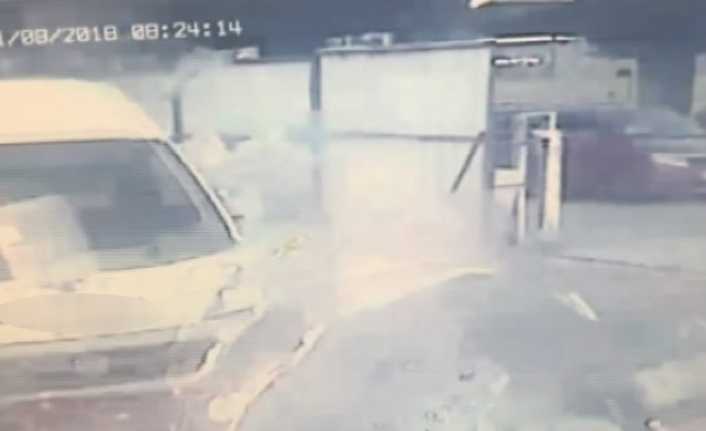 İstanbul Maslak’ta içerisinde 8 kişinin bulunduğu servis minibüsü, iddiaya göre