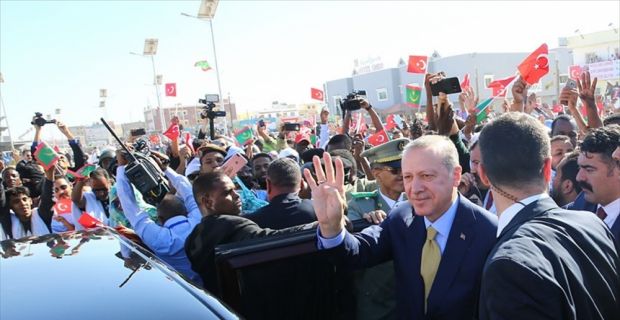 Cumhurbaşkanı Erdoğan dört ülkeyi kapsayan Batı Afrika turu kapsamında geldiği