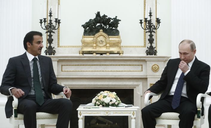 Rusya Devlet Başkanı Vladimir Putin, Katar Emiri Şeyh Tamim bin