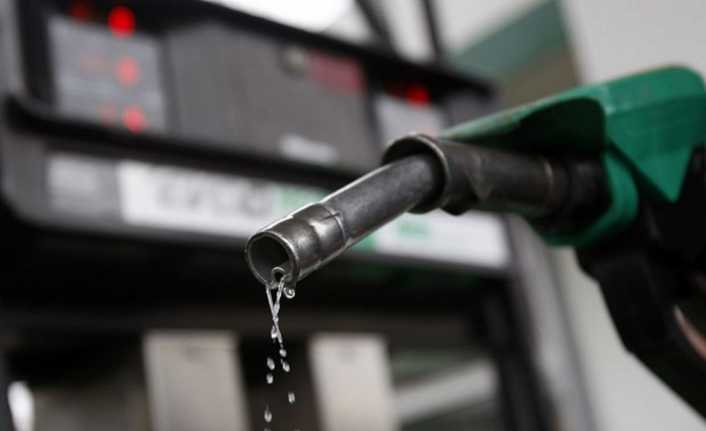 Motorinin litre satış fiyatında 8 kuruş indirim yapıldı.