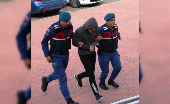 Muğla’nın Bodrum ilçesinde eski eşi Hande Bermek’in evine girerek burada