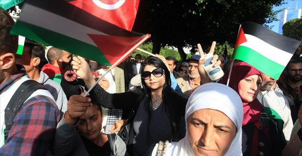 Tunus'ta muhafazakar kimliği ile tanınan Nahda Hareketi, yerel seçimlerde başkent
