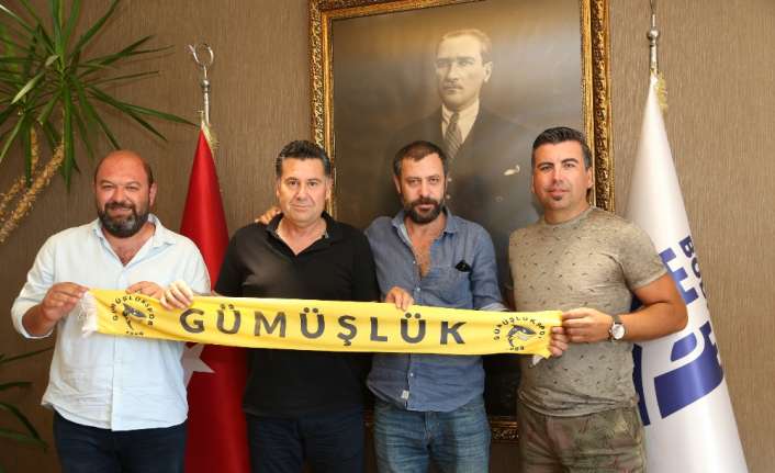 Bodrum’da yaşayan ünlü oyuncu Nejat İşler, Gümüşlükspor futbol takımının asbaşkanı