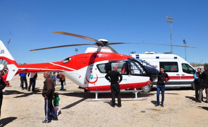 Şanlıurfa’dan aldığı 2 aylık bebek hastayı Konya’ya götüren ambulans helikopter,