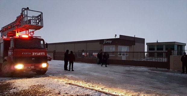 Niğde'nin Bor ilçesinde havai fişek fabrikasında meydana gelen patlamada iki