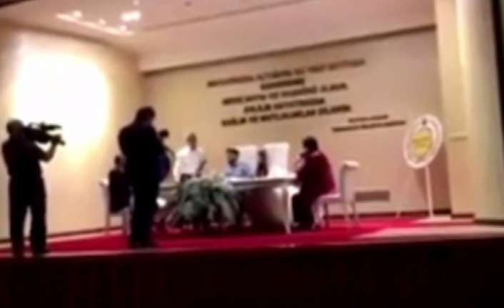 Bursa’da nikah merasimi sırasında memurun, "Eş olarak kabul ediyor musunuz?"