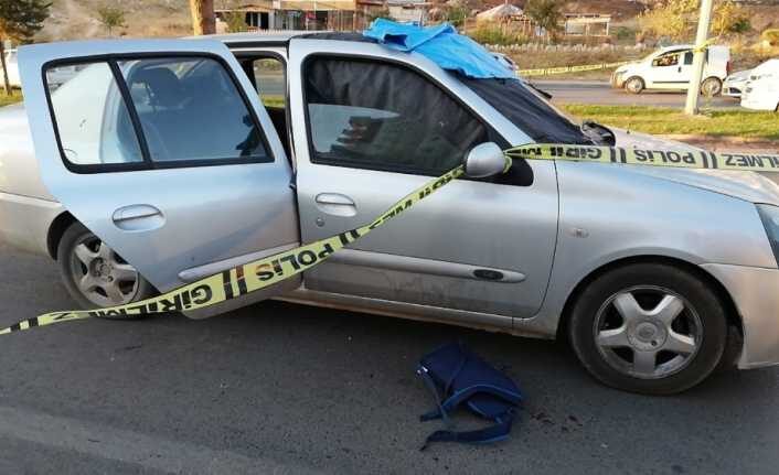 Nişanlısının eski kocasını aracında öldürdü Kahramanmaraş’ta bir kişi, nişanlısının eski kocasını, iki çocuğunun gözü önünde