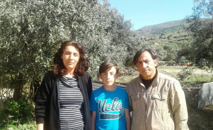 Çanakkale’de bir erkek öğrencinin saçına toka taktığı iddia edilen öğretmene