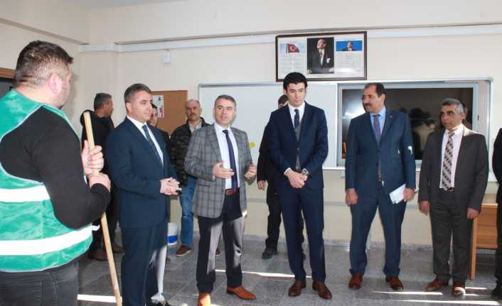 
Erzincan'da denetimli serbestlik uygulamasından yararlanan 66 yükümlü, kamu hizmeti cezalarının