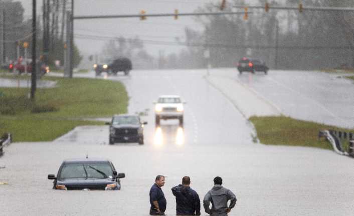 ABD’yi vuran Florence Kasırgasında hayatını kaybedenlerin sayısı 17’ye yükseldi. 