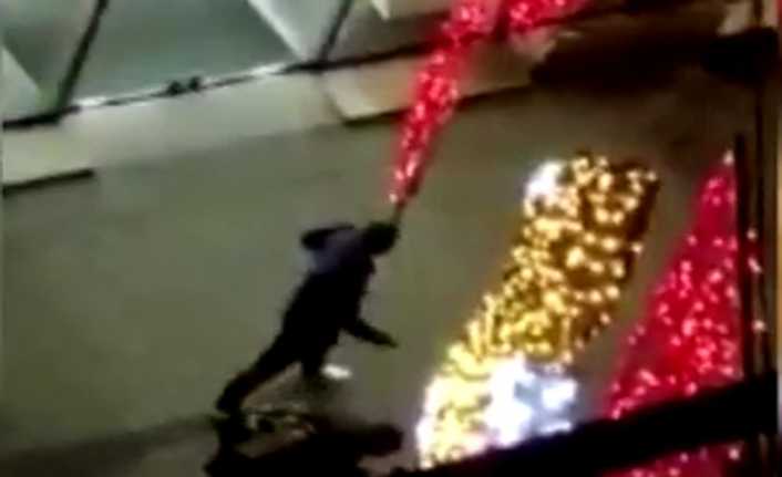 Fransa’nın Strazburg kentinde Noel pazarının yakınlarında meydana gelen silahlı saldırıda