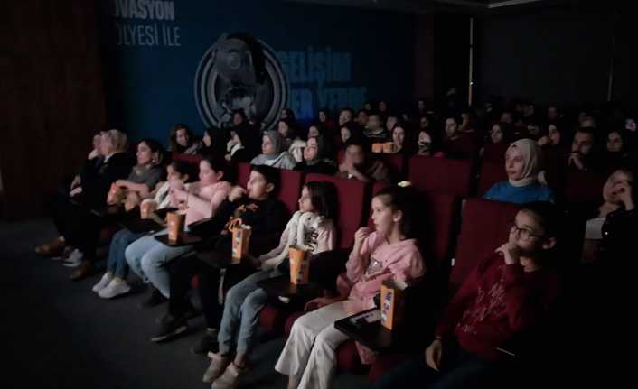 On Üç Şubat İnovasyon Gençlik Merkezinden Ücretsiz Film Şöleni!