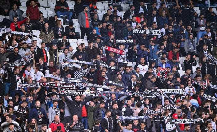 UEFA Avrupa Ligi’nde Genk’i konuk eden Beşiktaş, ilk yarıda oynadığı