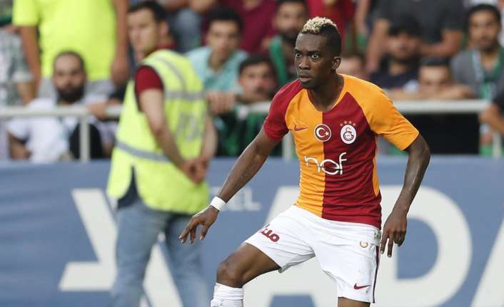 Galatasaray’ın genç futbolcusu Henry Onyekuru, büyük liglerden teklifler aldığını ama