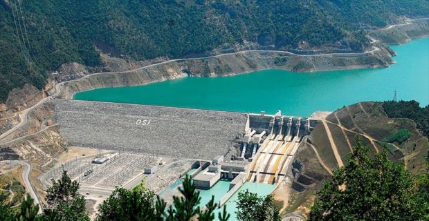 Orman ve Su İşleri Bakanlığından, "Hidroelektrik santraller nehirleri kurutmazlar. Hidroelektrik