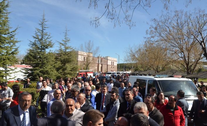 Osmangazi Üniversitesi Röktörlüğü, 4 kişinin hayatını kaybettiği silahla saldırı olayı
