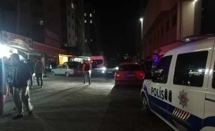 Osmaniye’nin Hasanbeyli Belediye Başkanı Alparslan Koca ve yanında bulunan 2