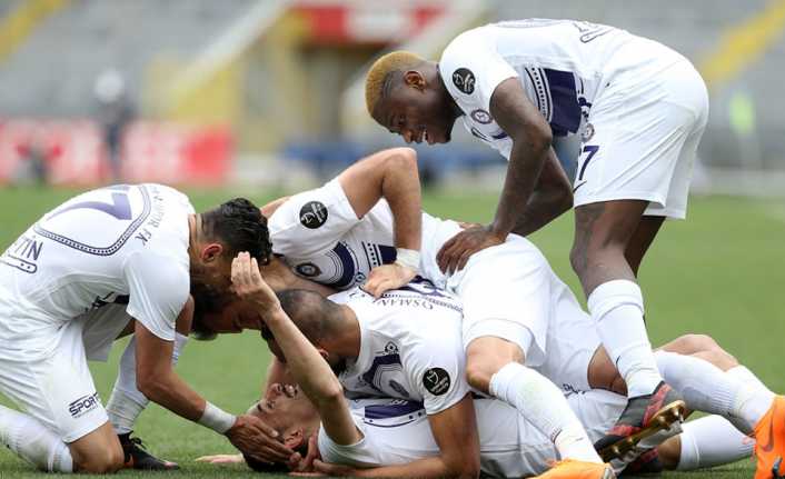 Spor Toto 1. Lig’in 14. haftasında Osmanlıspor, İstanbul deplasmanında Ümraniyespor’u