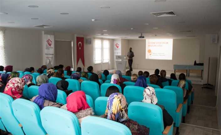 Erzincan’da Otizm Spektrum Bozukluğu farkındalık eğitimleri verildi.Otizm Spektrum Bozukluğu Olan