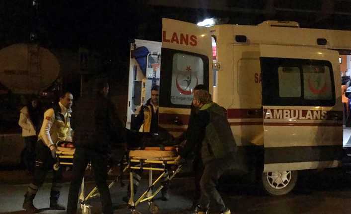Başkent’te yolun karşısına geçmeye çalışan yaşlı kadın, otomobilin çarpması sonucu