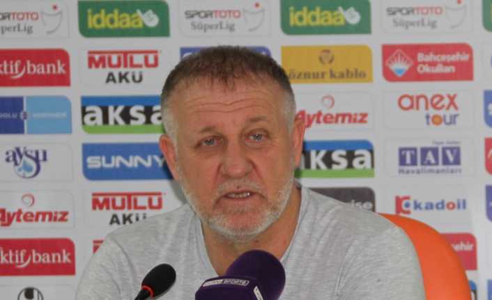 Spor Toto Süper Lig’in 7. hafta maçında sahasında Akhisarspor’u 2-1’lik