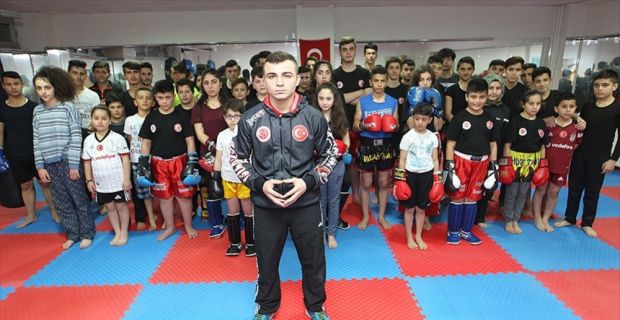 Hakkari'de terörle mücadelede etkin rol oynayan ve başarılı operasyonlara imza