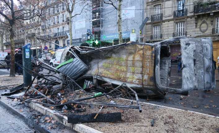 Fransa’nın başkenti Paris, Sarı