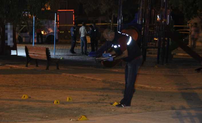 Karaman’da parkta oturanların üzerine tüfekle ateş edilmesi sonucu 3 kişi