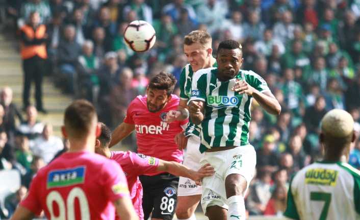 Spor Toto Süper Lig’in 12. haftasında Kasımpaşa, Bursaspor’u deplasmanda 2-1