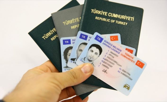 Pasaport ve sürücü belgeleri yarından itibaren nüfus müdürlüklerinden verilmeye başlanacak.