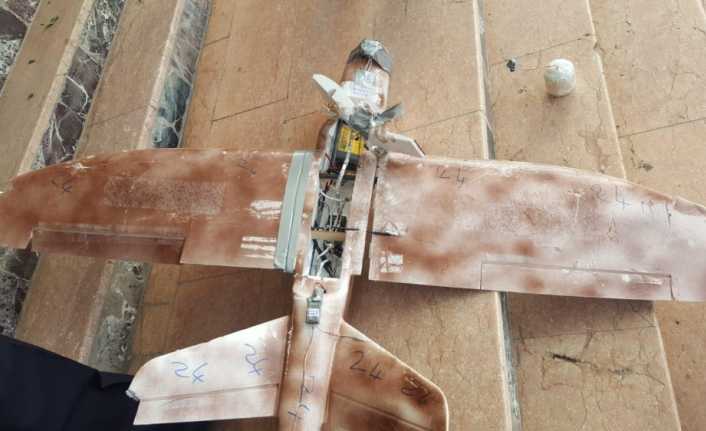 Hakkari’nin Derecik ilçesinde boş arazide yapılan aramada üzerinde patlayıcı madde