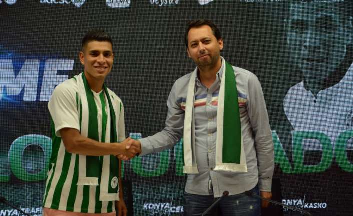 Atiker Konyaspor, Perulu milli futbolcu Paolo Hurtado ile 3 yıllık
