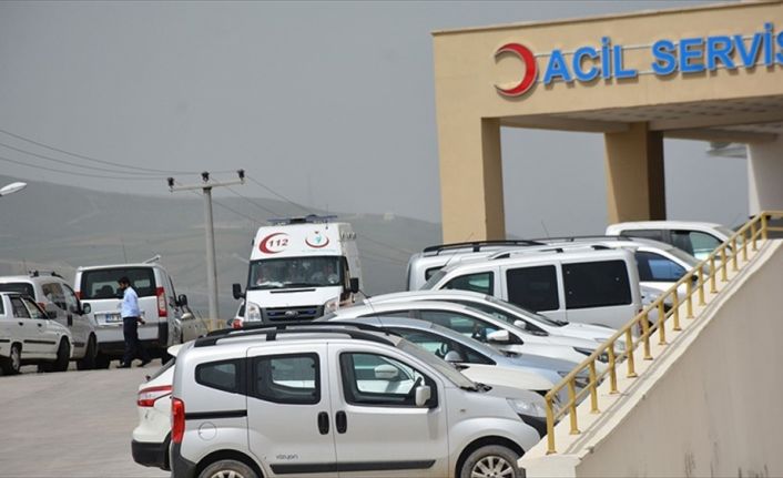 Bitlis'in Kayalıbağ köyü kırsalında odun toplayan vatandaşlara PKK'lı teröristlerce saldırı