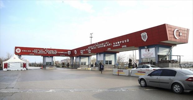 FETÖ'nün darbe girişiminde 58. Topçu Tugayı ile Topçu ve Füze