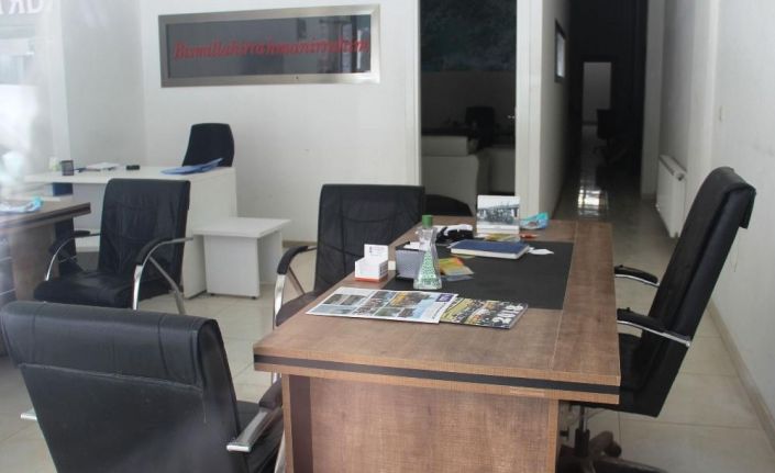 Çanakkale’nin Biga ilçesinde ve Yalova’da emlakçılık yapan Güler Kalaycı ile