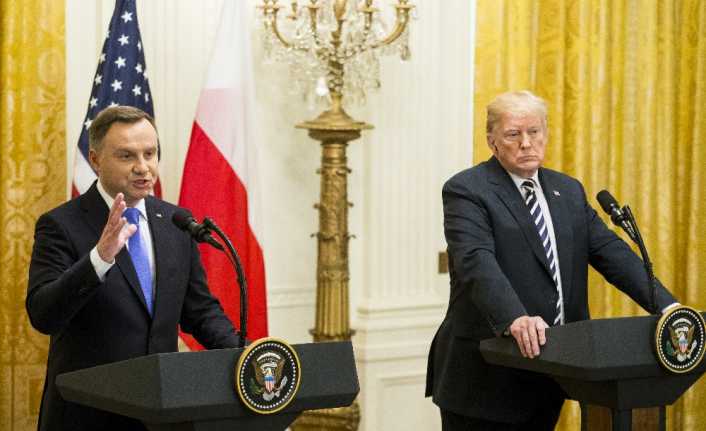 Polonya Cumhurbaşkanı Andrzej Duda, ABD Başkanı Donald Trump’a “Amerika’nın ülkemizde