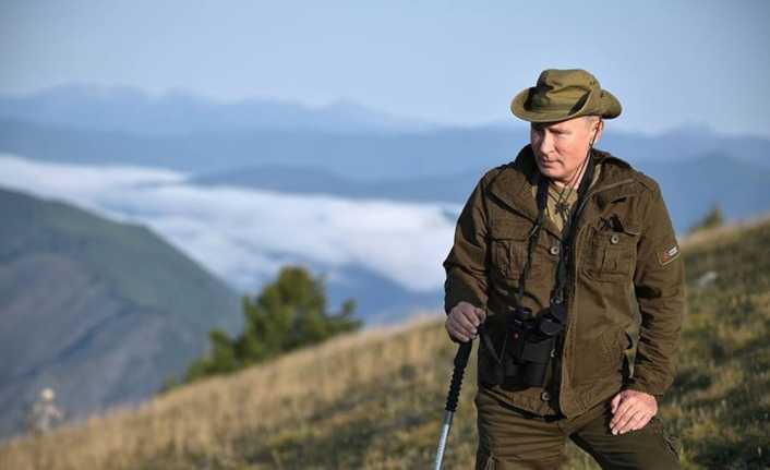 Sürekli doğa ile iç içe olan ve pozlarıyla dünya medyasında