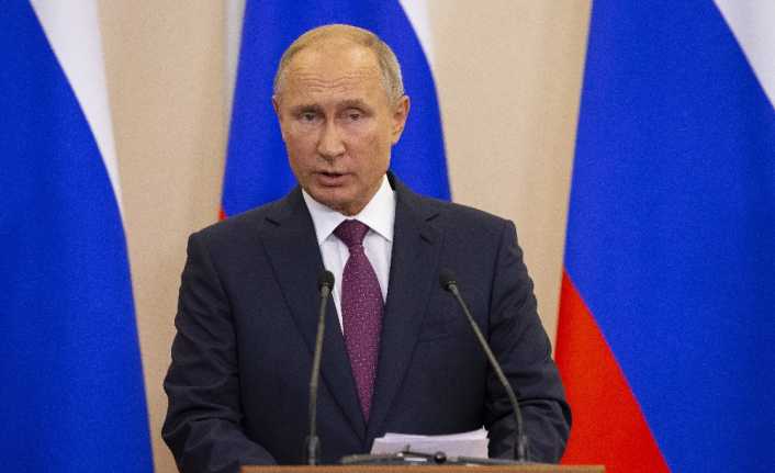 Rusya Devlet Başkanı Vladimir Putin, Rus savaş uçağının Suriye savunma