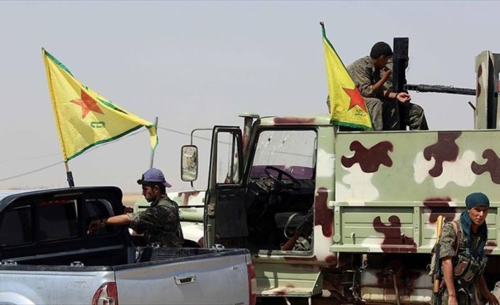 PYD/PKK terör örgütü, elindeki silah gücü sayesinde bölge halkı ile