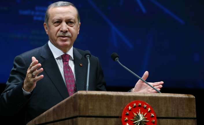 Cumhurbaşkanı Recep Tayyip Erdoğan, Avrupa Gençler Güreş Şampiyonası’nda altın madalya