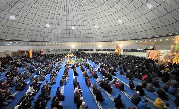 Regaib Kandilinde Terzibaba Camii