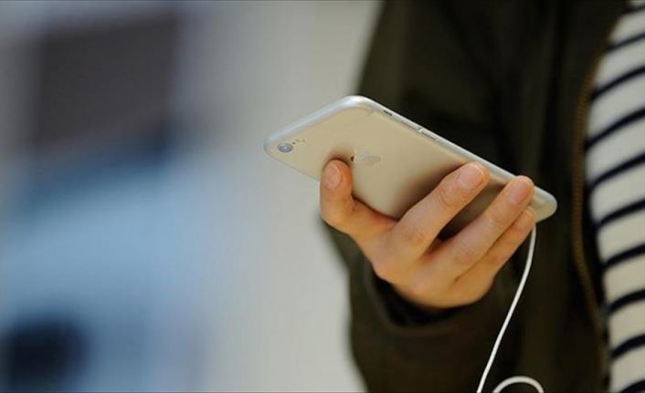 Telefon numarasından isim sorgulayarak rehberlik hizmeti veren mobil uygulamaların kullanımı