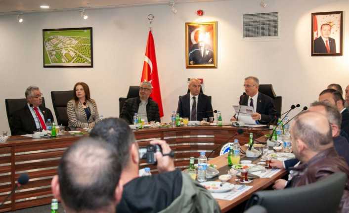 Rektör Prof. Dr. Levent, gazetecilerle bir araya geldi