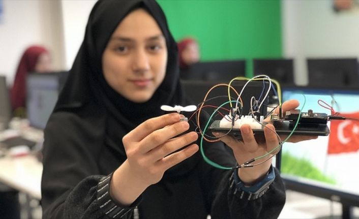 Üsküdar Tenzile Erdoğan Kız Anadolu İmam Hatip Lisesi 10. sınıf