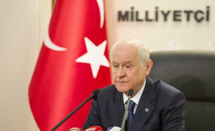 MHP lideri Bahçeli, davet edildiği Roma-Real Madrid karşılaşmasına yoğun gündem