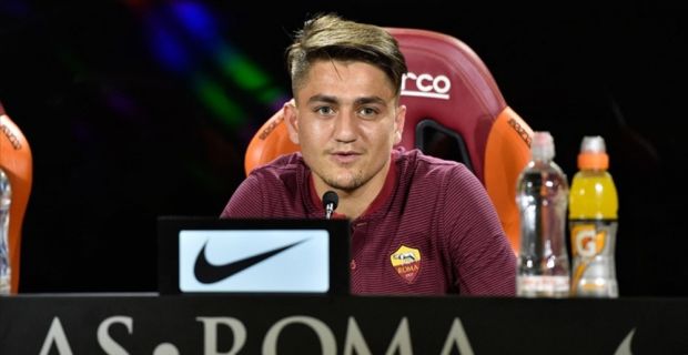 Milli futbolcu Cengiz Ünder, formasını giydiği Roma Kulübü tarafından şubat