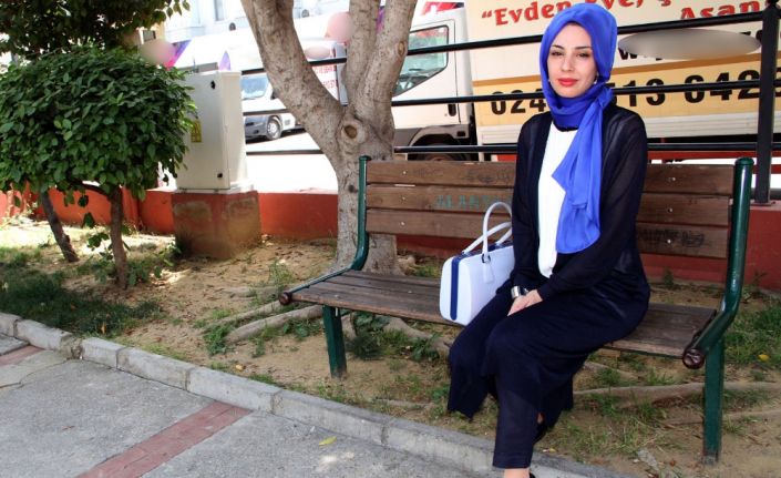 İçerisinde otomobil almak için bankadan çektiği 56 bin liralık kredi