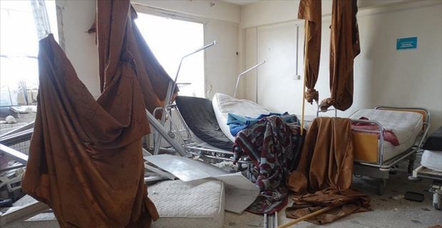 Suriye'de İdlib gerginliği azaltma bölgesindeki Kefrenbil beldesindeki bir hastane savaş