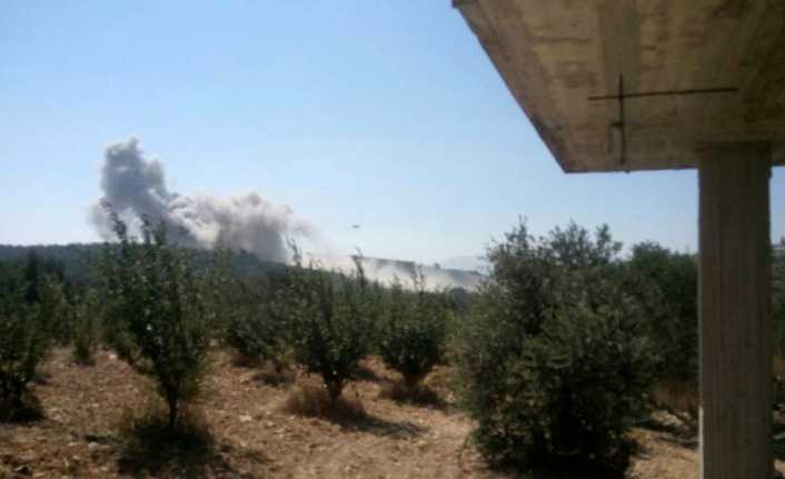 Rusya Hava Kuvvetleri, İdlib’in Cisr eş-Şuğur ilçesine hava saldırısı düzenledi.